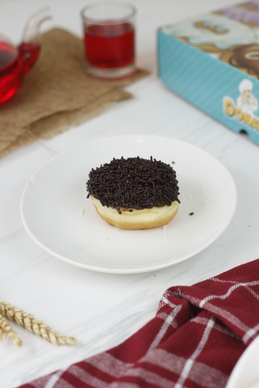 Donat Cokelat Meises